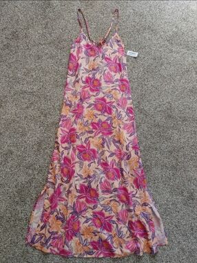 New tropical floral Old Navy dress